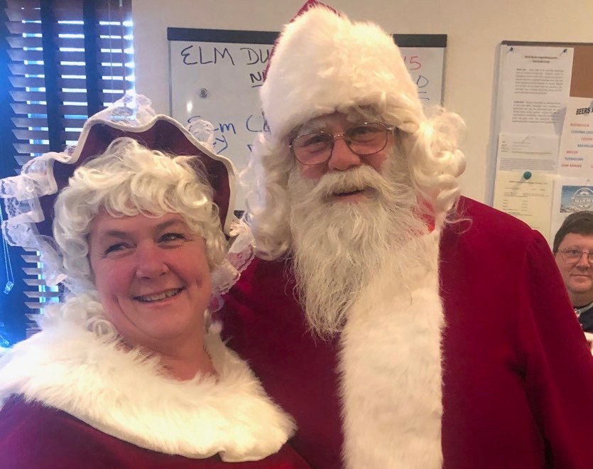 North Shore Santa and Mrs. Claus — professional Santa Claus serving Danvers and the North Shore of Massachusetts